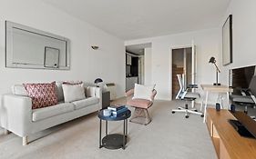 Londwell, Knightsbridge Luxury Balcony Penthouse